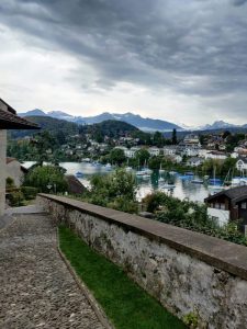 Mehr über den Artikel erfahren Schlossromantik und Stolperfalle