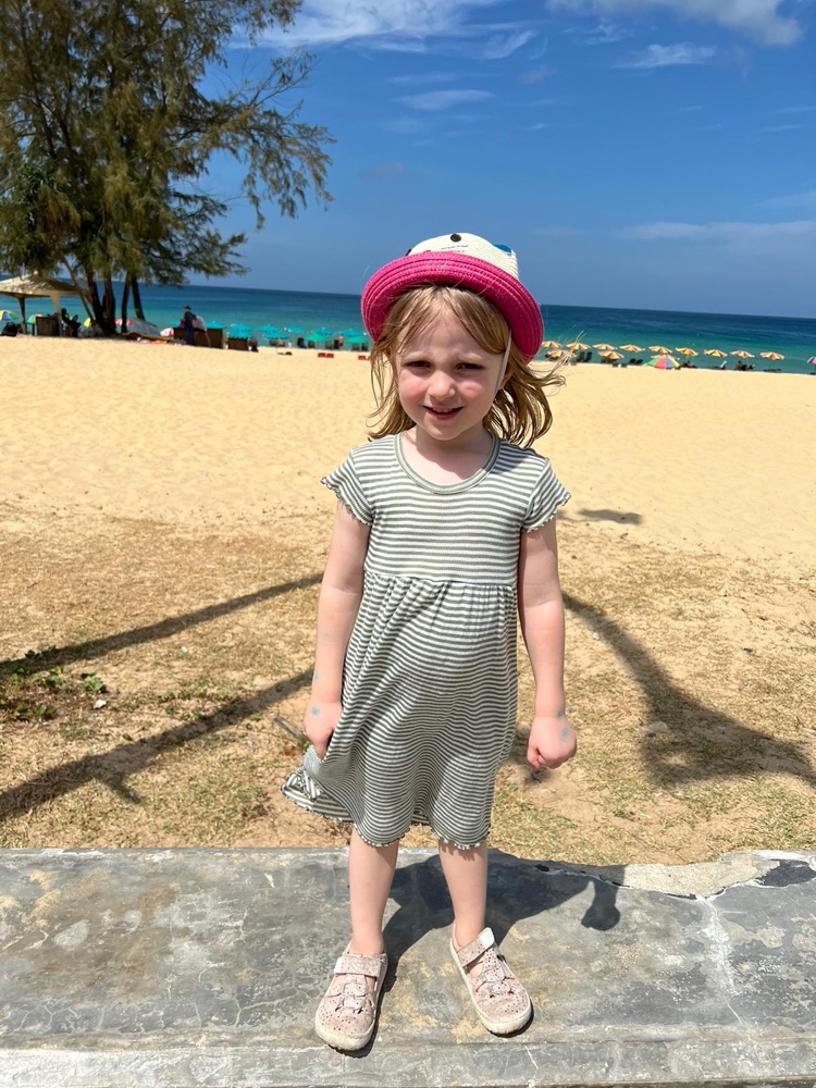 Mehr über den Artikel erfahren Karon Beach