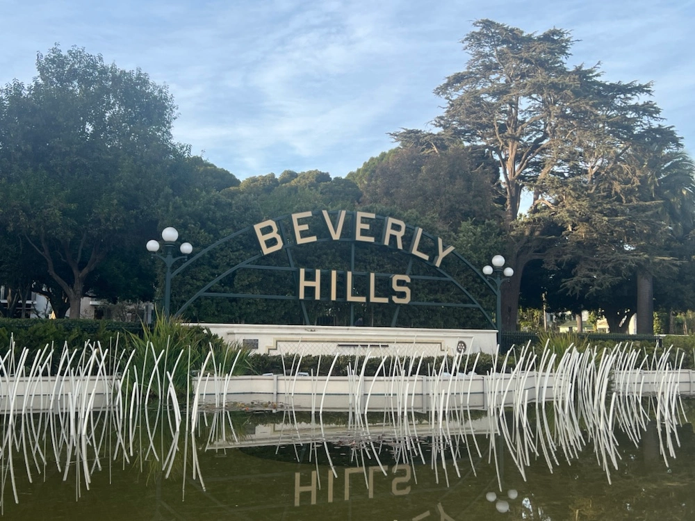 Mehr über den Artikel erfahren Beverly Hills