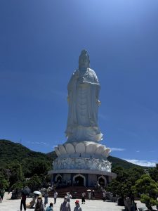 Mehr über den Artikel erfahren Lady Buddha